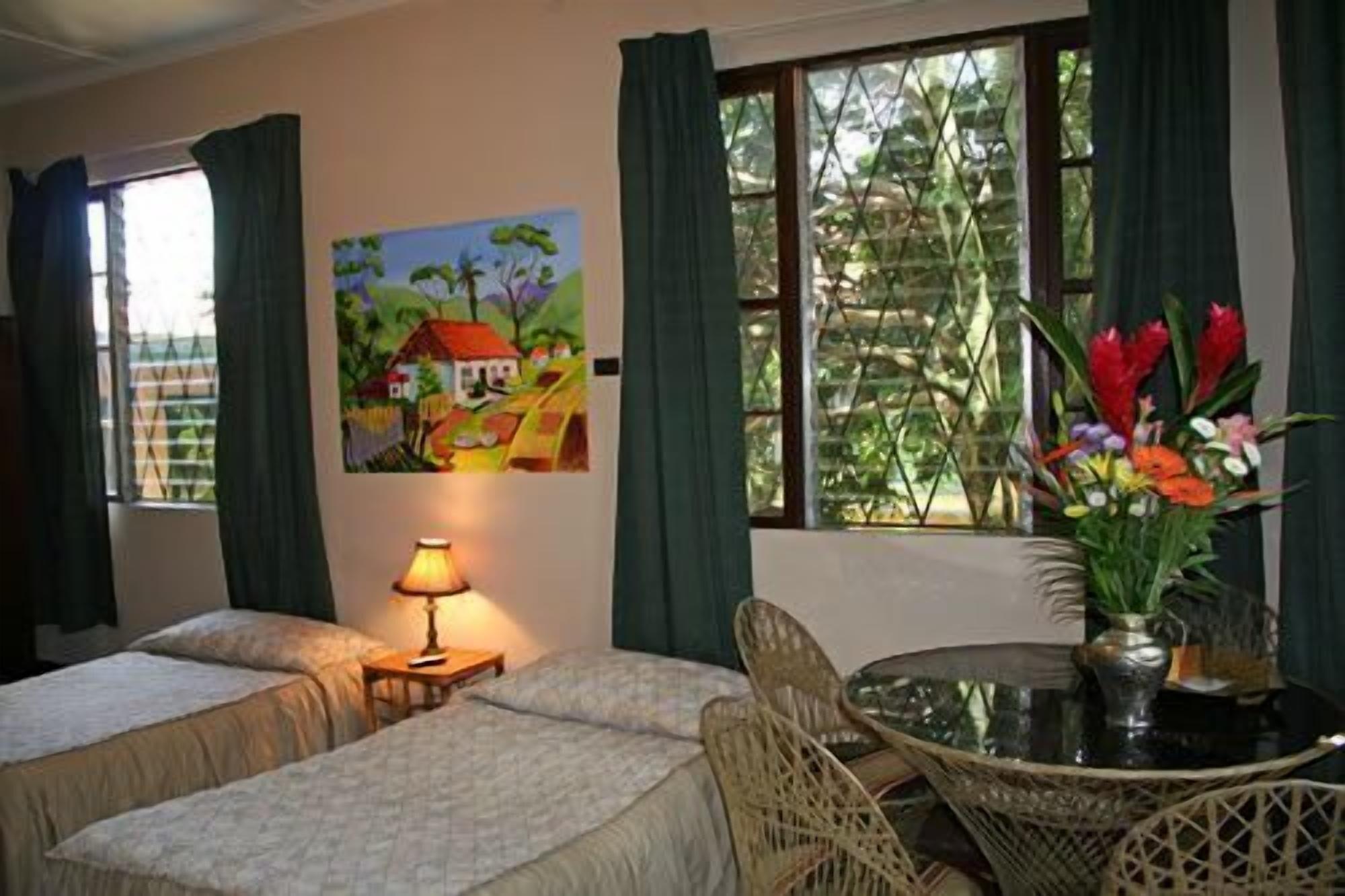 Hemingway Inn San José Extérieur photo